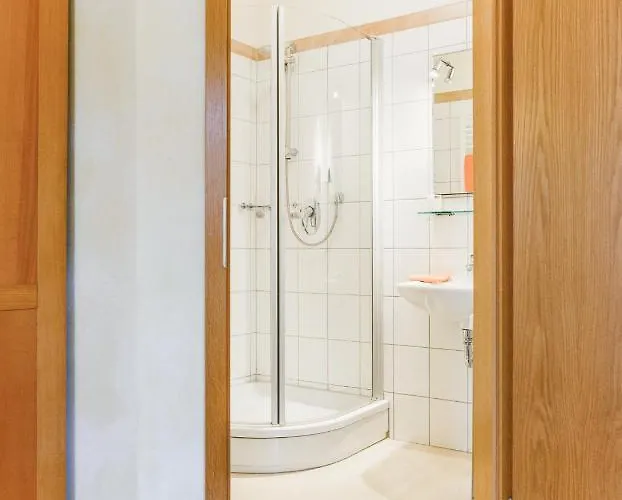 ホテル Kollektur Zellertal