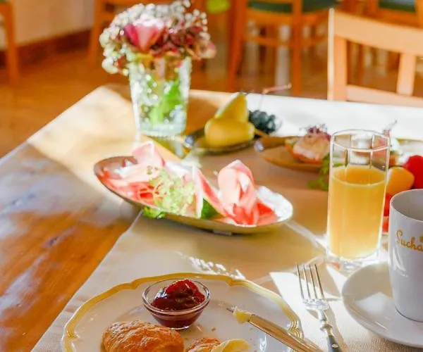 ホテル Kollektur 3*